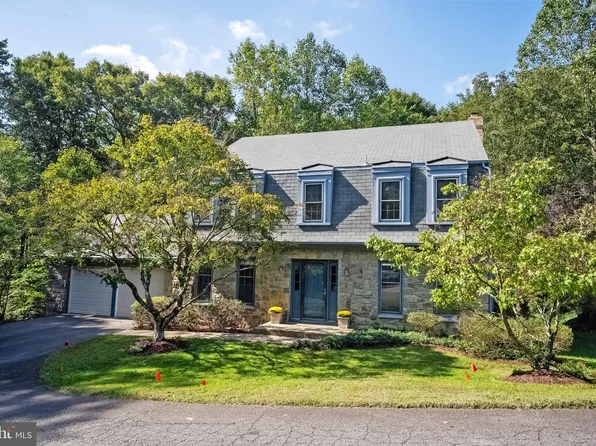 7438 Silver Pine Dr, Springfield, VA 22153