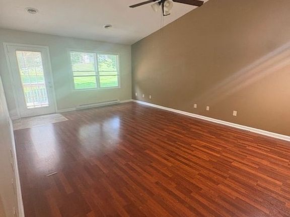 3rd image of 25119 York Dr #37
