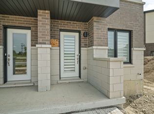 1695 Dersan St #601, Pickering, ON L1V 0G9