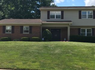 8855 Boone Valley Dr, Florence, KY 41042