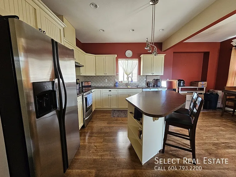 36220 Shadbolt Ave — Photo 6