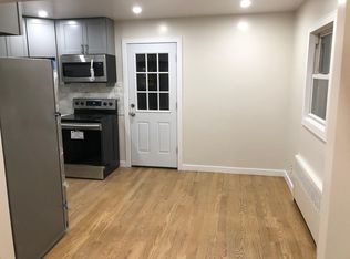 18 Rossiter Ave FLOOR 2, Yonkers, NY 10701