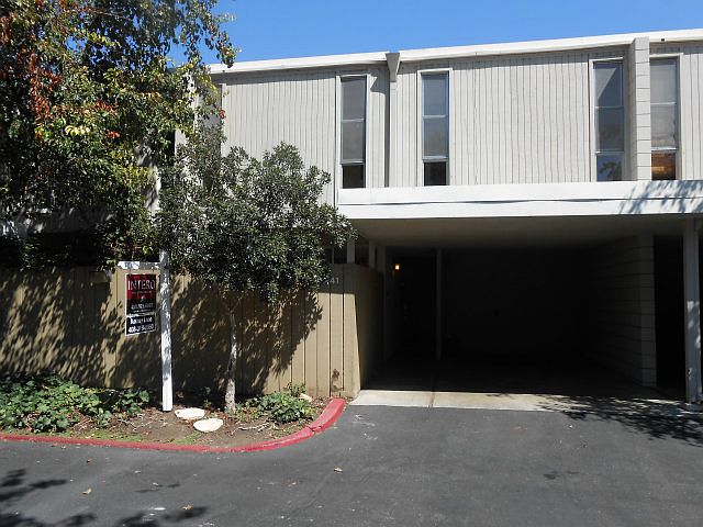 1st image of 1141 Pomeroy Ave