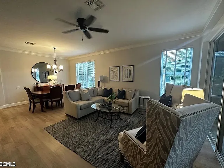 8837 E Bay Cir — Photo 5