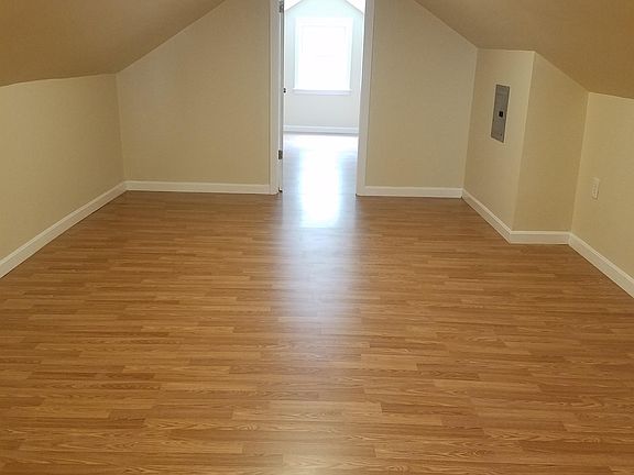 5th image of 61 Gordon St #14285692
