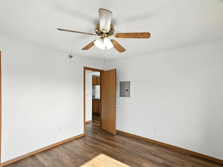 600 Squaw Creek Dr #225 — Photo 4