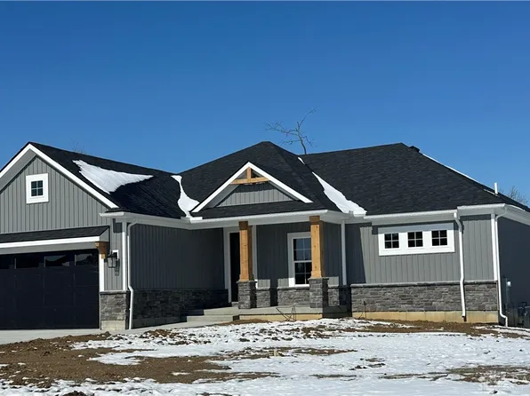 7851 Wedgemere Cir, Huber Heights, OH 45424