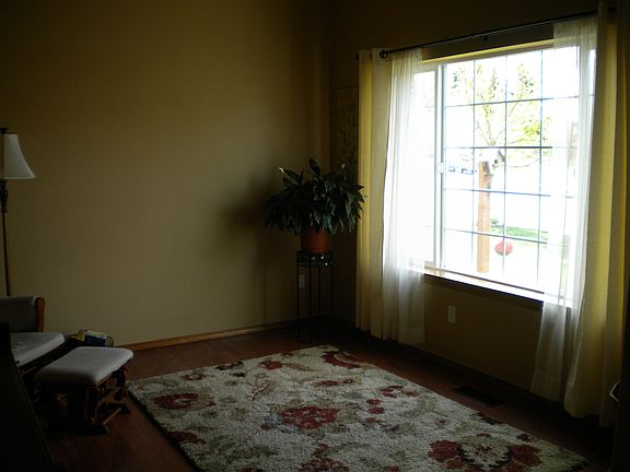 3rd image of 16650 91st Ave SE