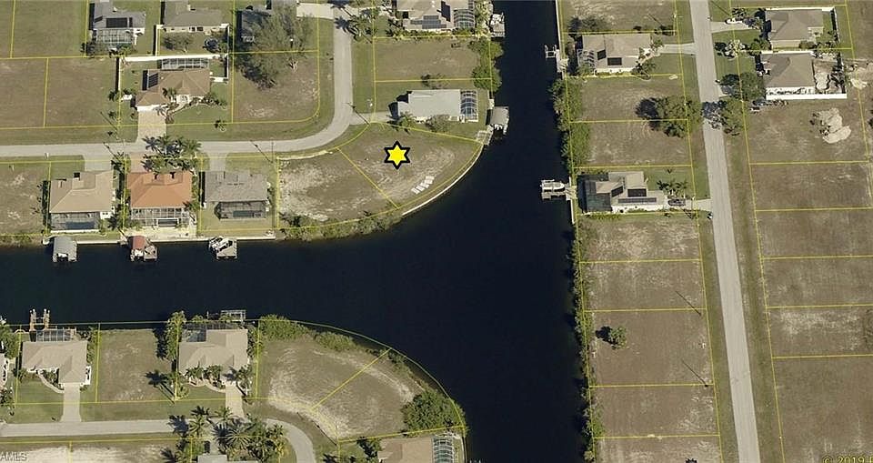 1st image of 401 NW 33rd Ave