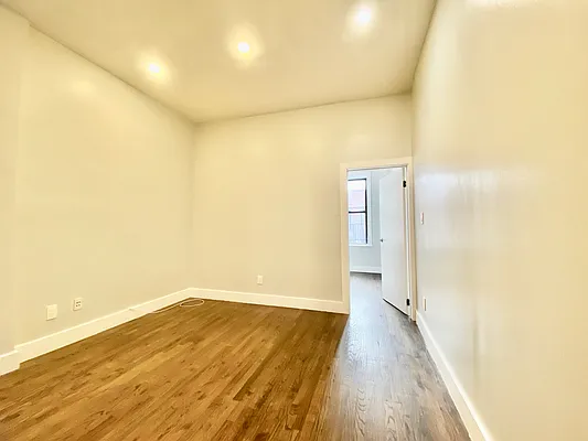 Rented by Compass | media 15