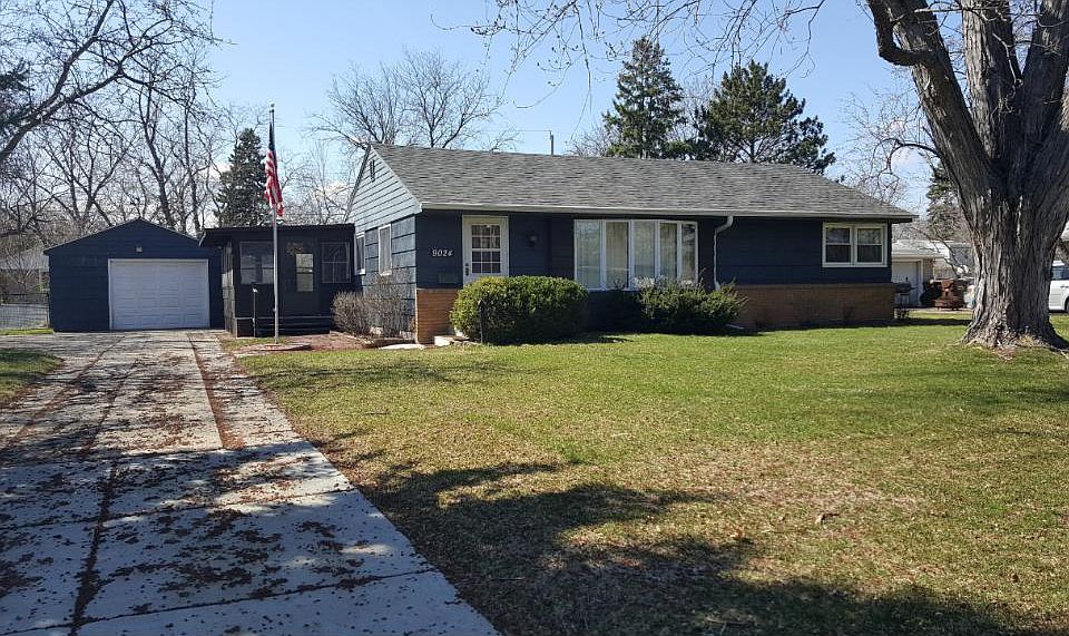 1st image of 9024 Dupont Ave S