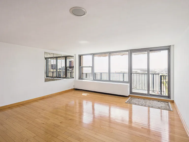 400 E Randolph St #3905 — Photo 13