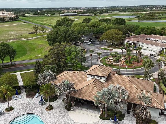 3rd image of 1350 Shinnecock Hills Dr