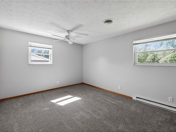 5th image of 811 Victoria Dr