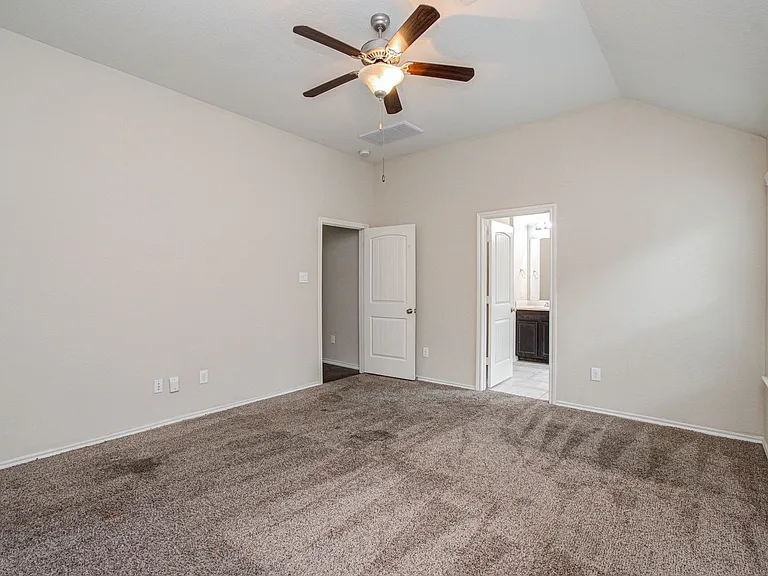 1418 Spencer Glen Ln — Photo 9