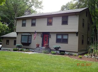 203 Sarah Wells Trl, Campbell Hall, NY 10916
