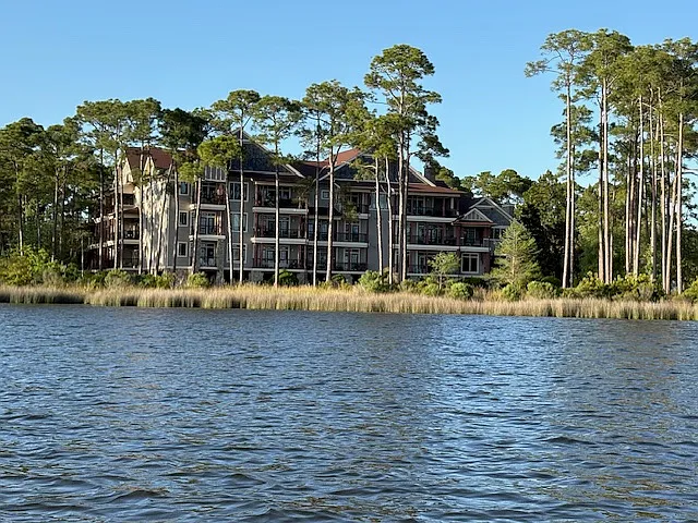1101 Sawgrass Ct — Photo 15