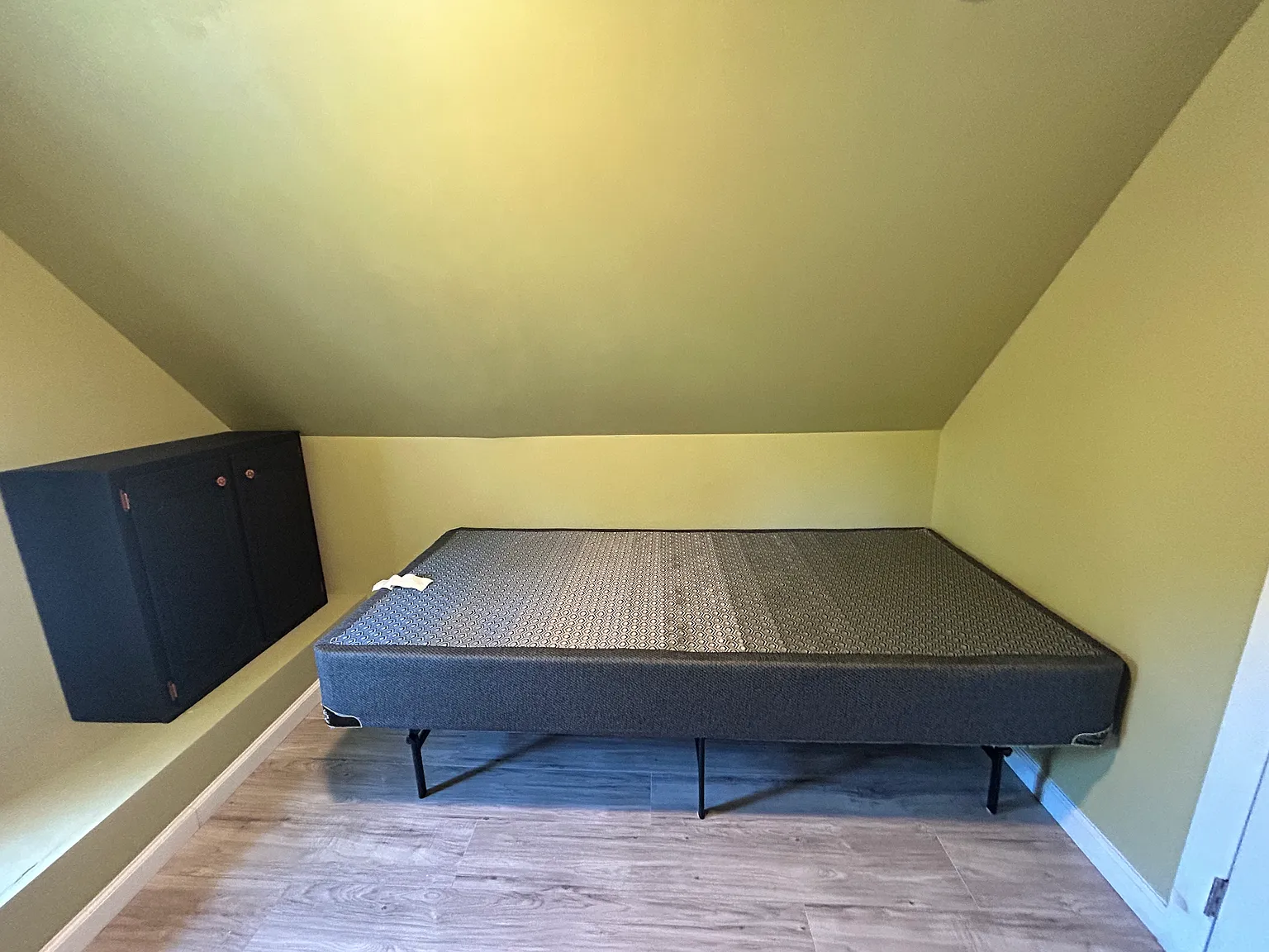 6 bed, 1464 sqft, $1,000 — Photo 4