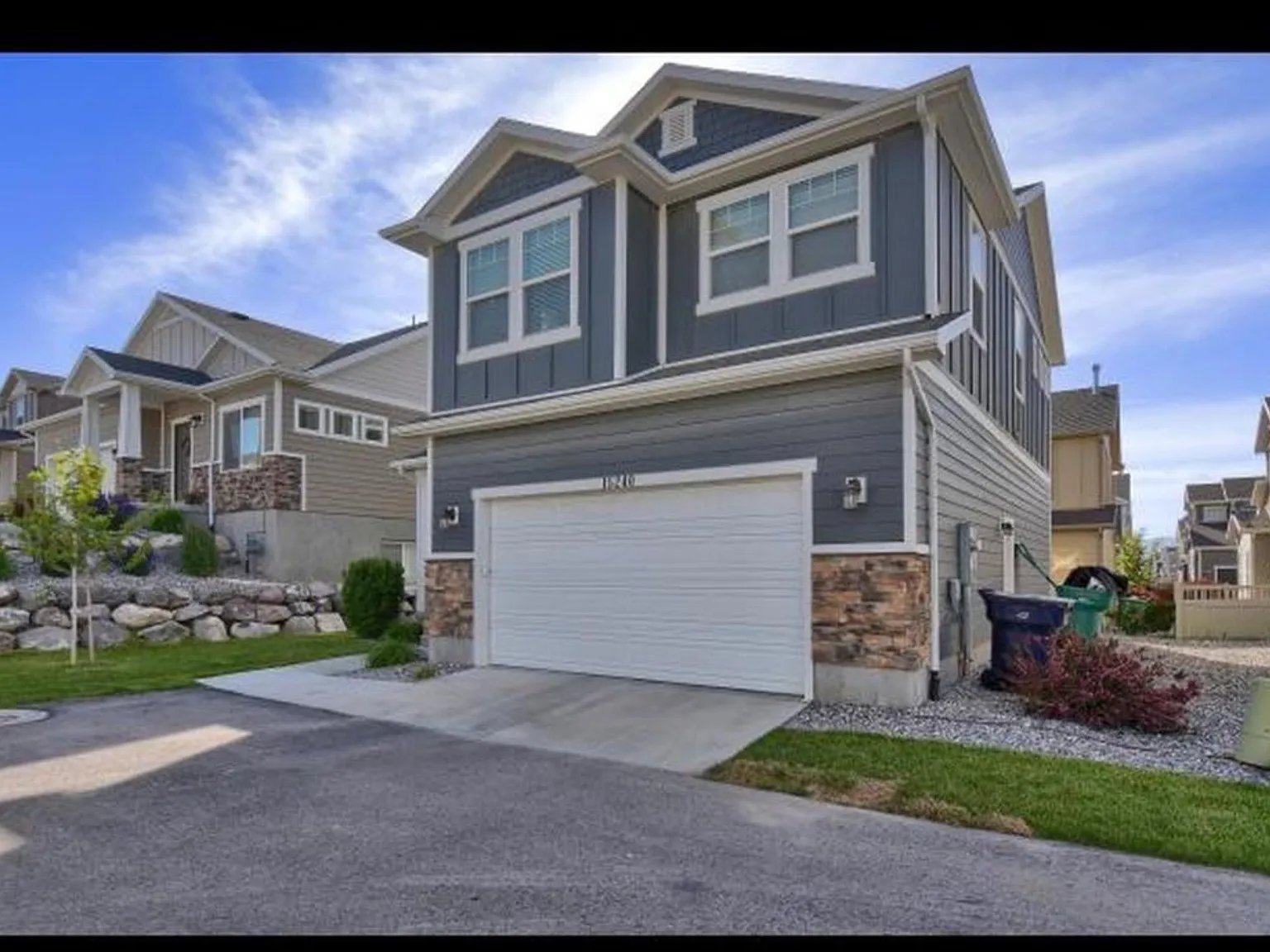 15240 S Glory Dr — Photo 2