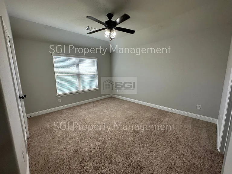 1704 Monahan Dr — Photo 13