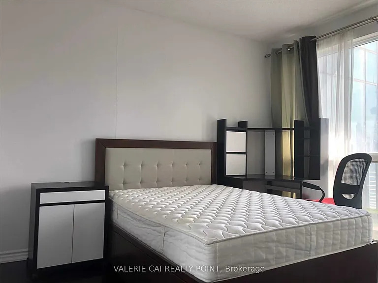 386 Yonge St #3110 — Photo 5