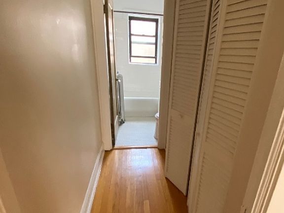 4th image of 4519 N Paulina St #21-A