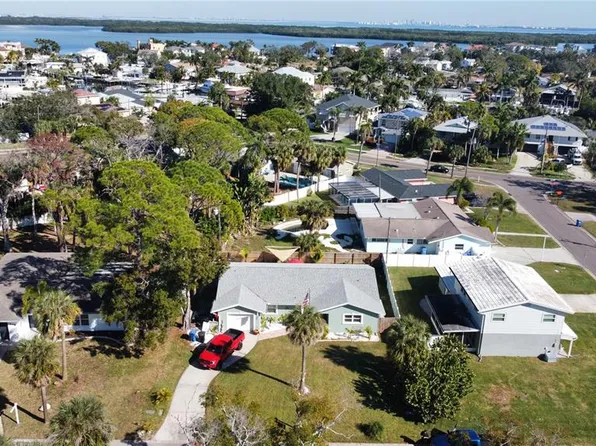 1667 N Dakota Ave NE, Saint Petersburg, FL 33703