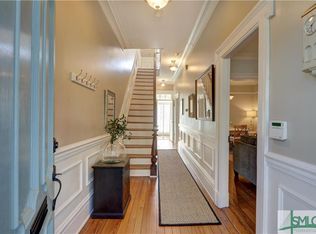 211 W Hall St, Savannah, GA 31401