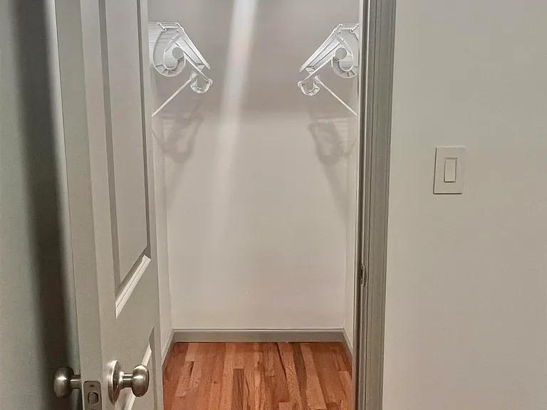 332 Virginia Ave — Photo 7