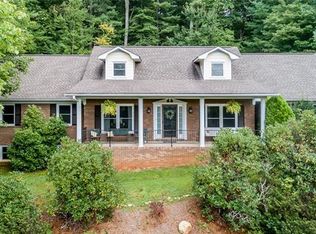 11 Elmwood Ln, Asheville, NC 28803