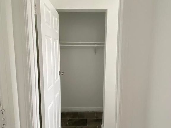 3rd image of 1628 W 12th St APT 303