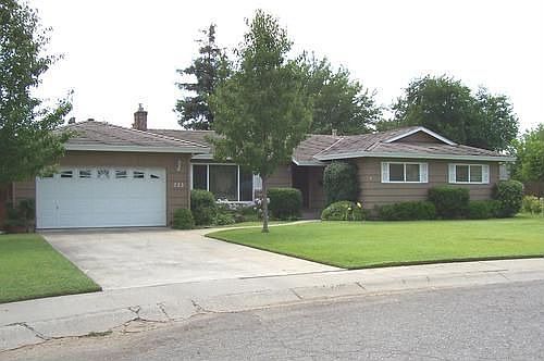 1st image of 323 Willow Glen Ct