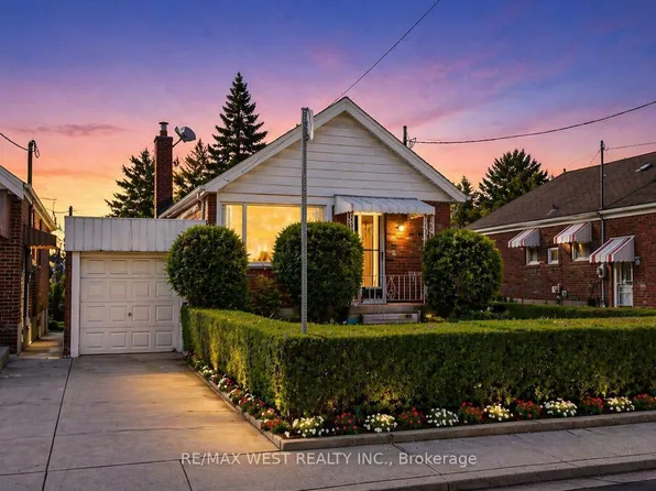 5 Dieppe Rd S, Toronto, ON M4J 2K8