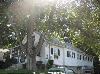 2nd image of 80 Woodbine St