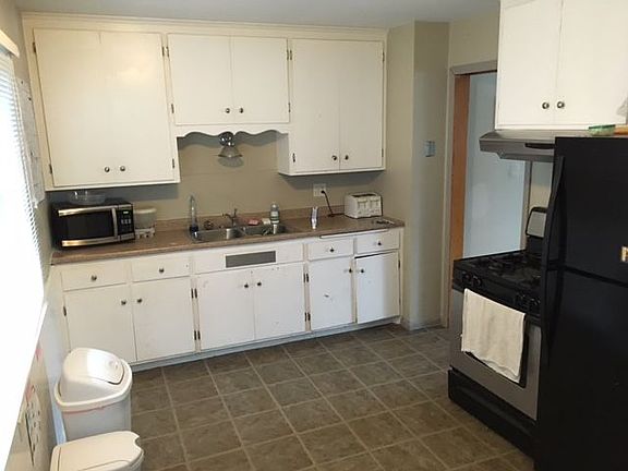 4th image of 2500 Talmage Ave SE