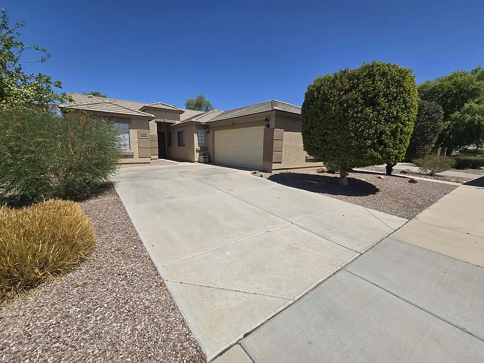 17564 W Evans Dr