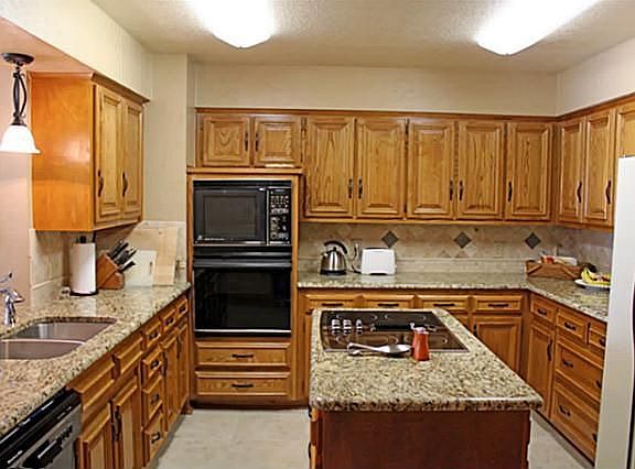 4th image of 2504 Chad Dr