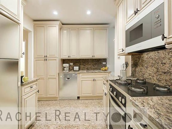 3rd image of 2600 Broadway #6A