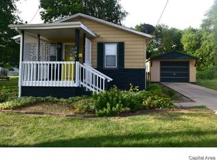 546 W Fortune St, Virden, IL 62690