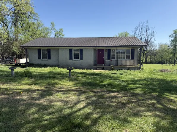 4 Louse Creek Rd, Mulberry, TN 37359