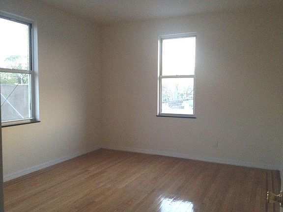 4th image of 2218 71st St