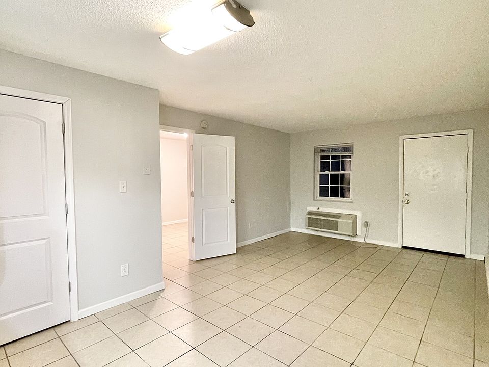 1st image of 1831 Hughes Ave #11104348
