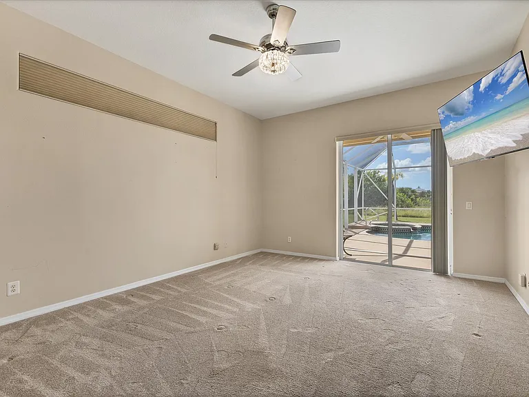 15077 Acorn Cir — Photo 21