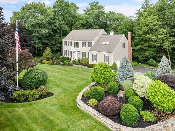 80 York Brook Rd, Canton, MA 02021