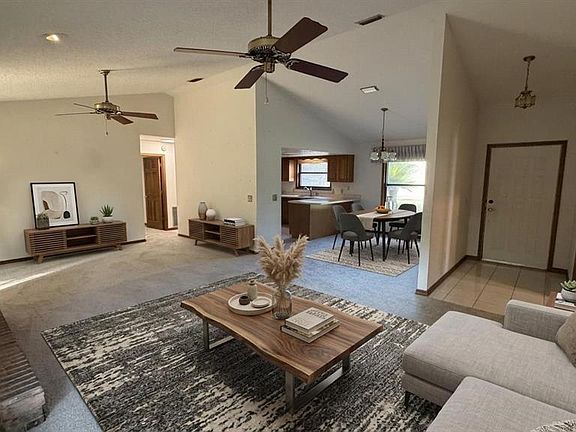 5th image of 107 HUNTER POINT COURT