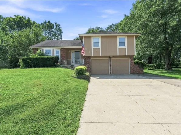 919 NE 112th Ter, Kansas City, MO 64155
