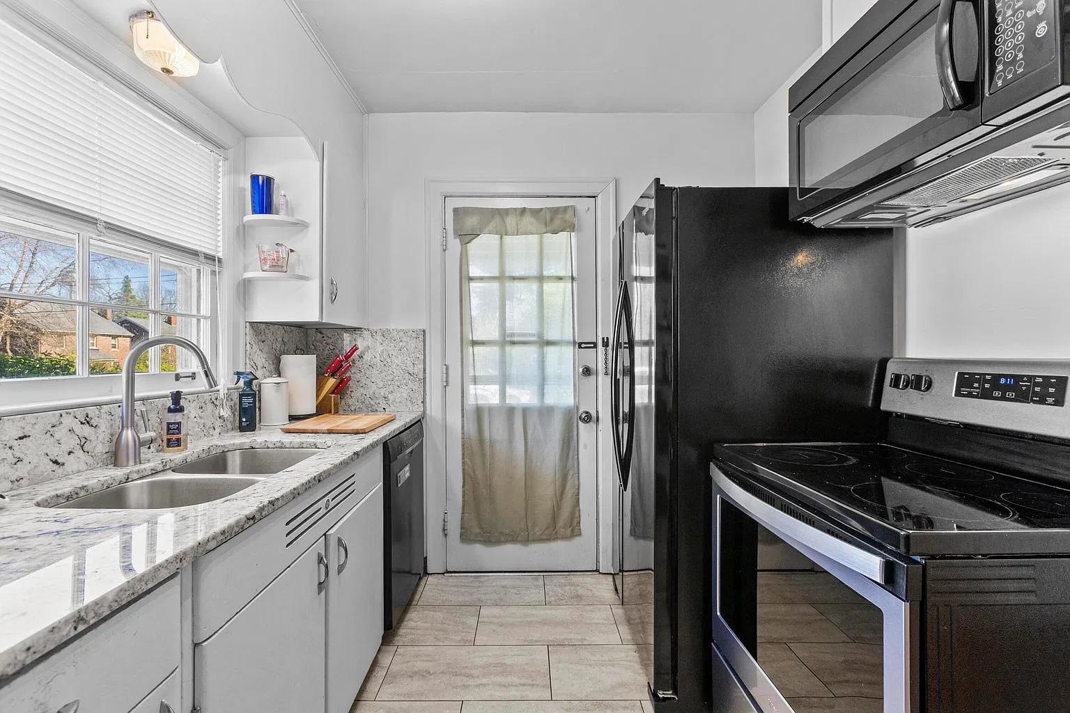 440 Henry Clay Blvd — Photo 3