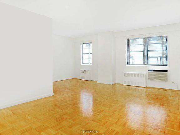 3rd image of 320 E 58th St APT 4J