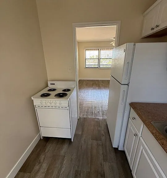 4055 Hamilton St #11 — Photo 9
