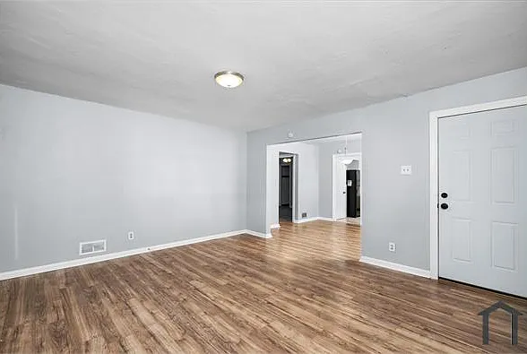 2 bed, 875 sqft, $1,197 — Photo 3